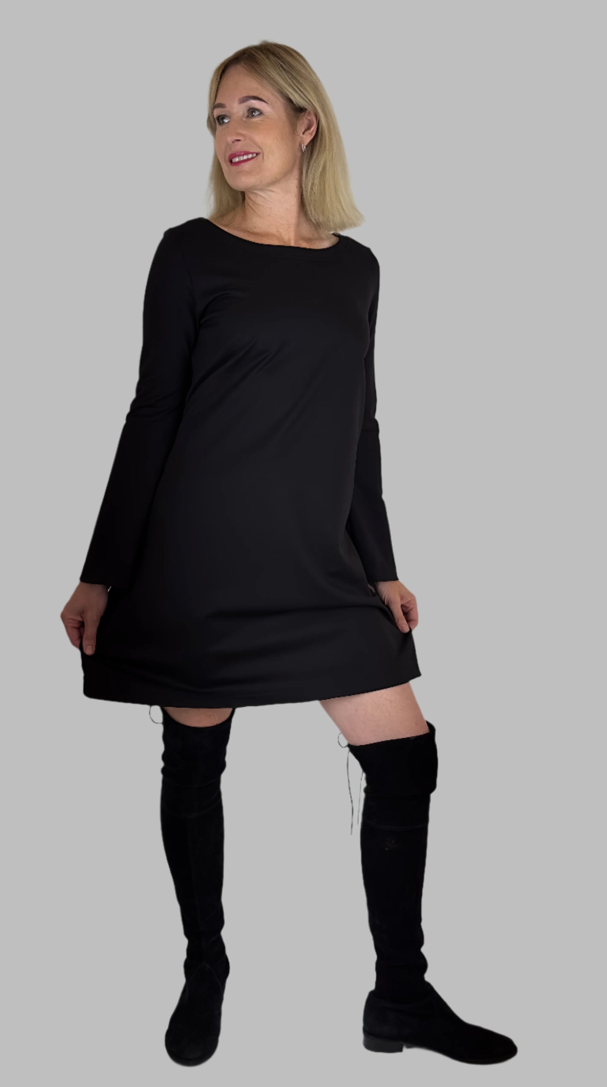  Boat Neck Bell Sleeve Dress