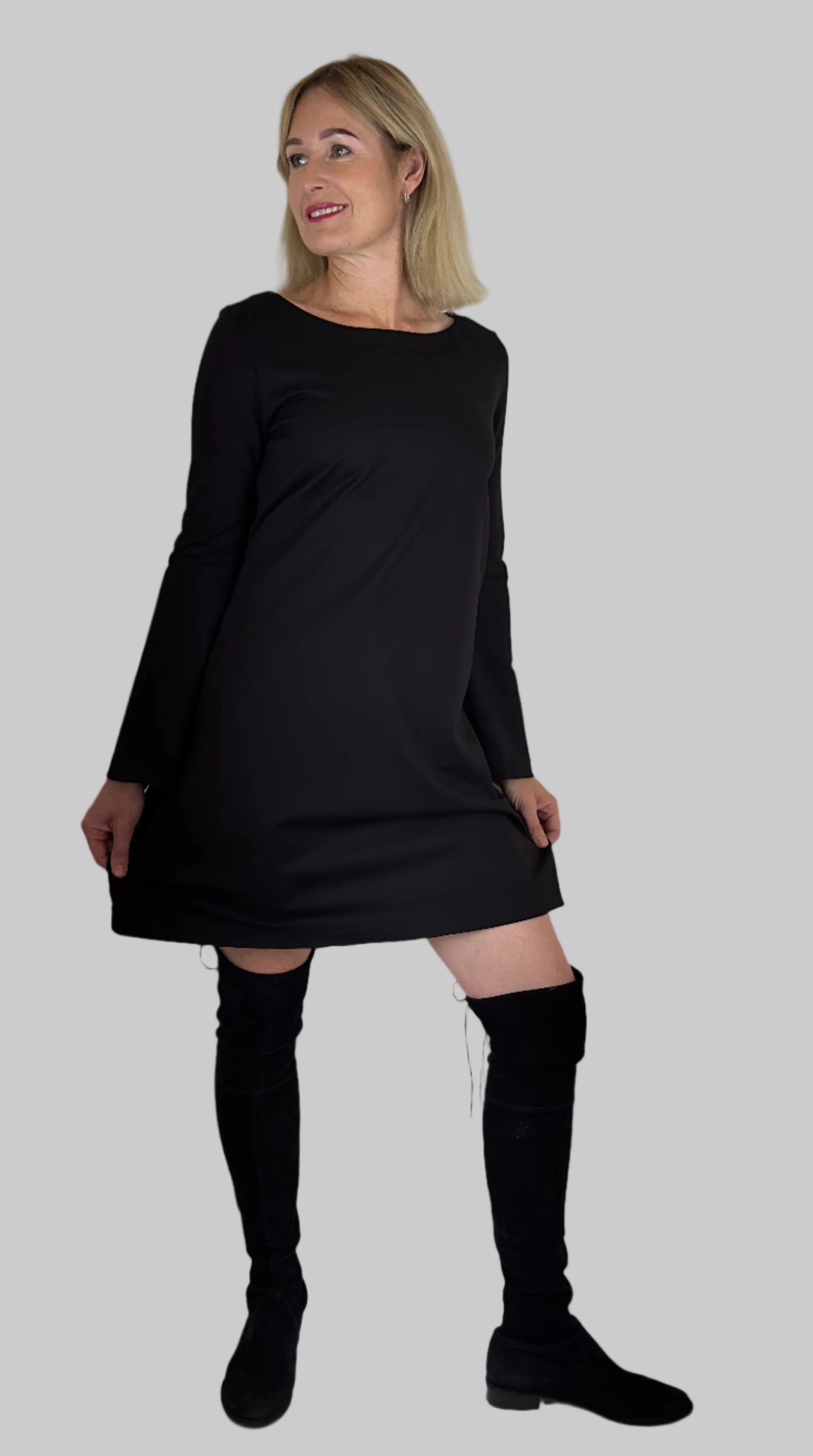  Boat Neck Bell Sleeve Dress Black