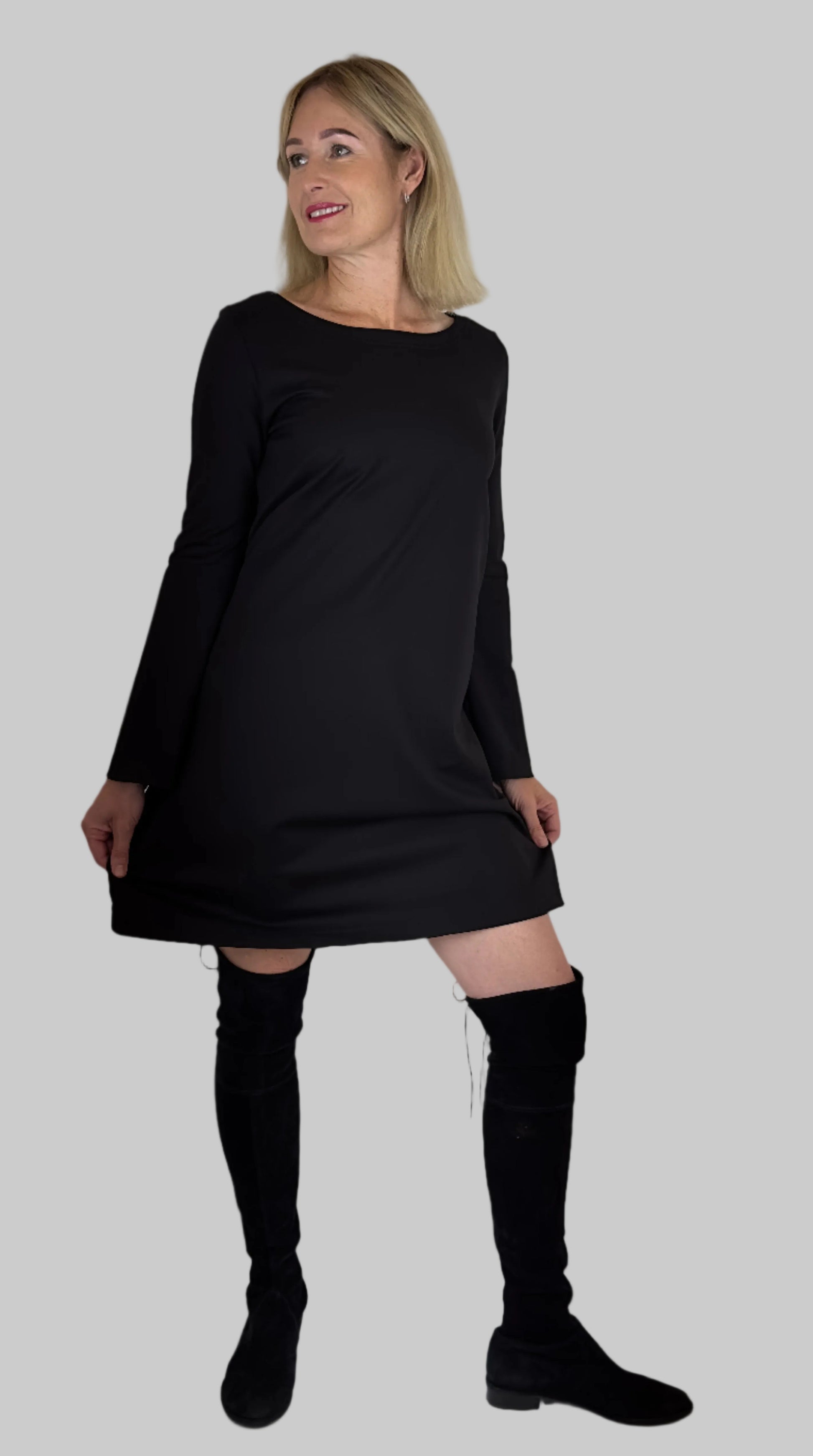  Boat Neck Bell Sleeve Dress Black